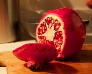 How to Open a Pomegranate